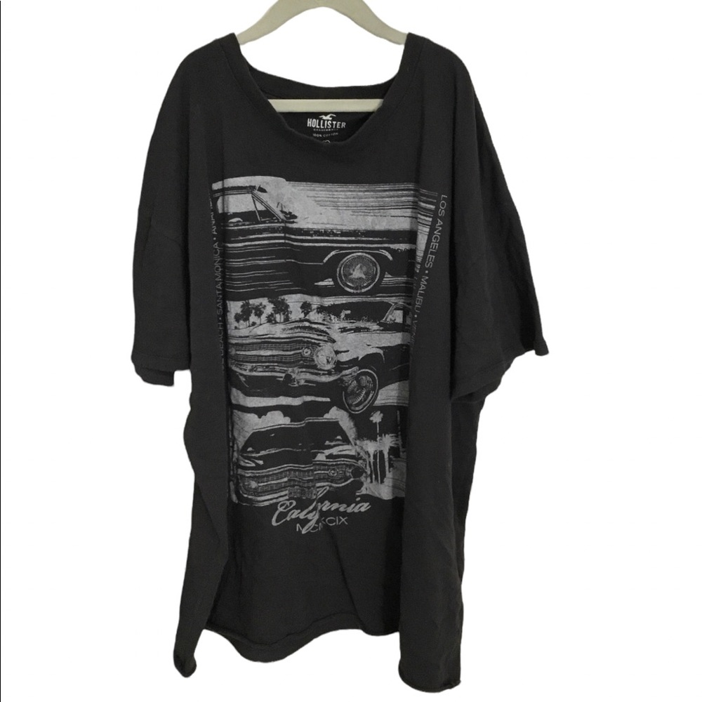Large Hollister Graphic Tee